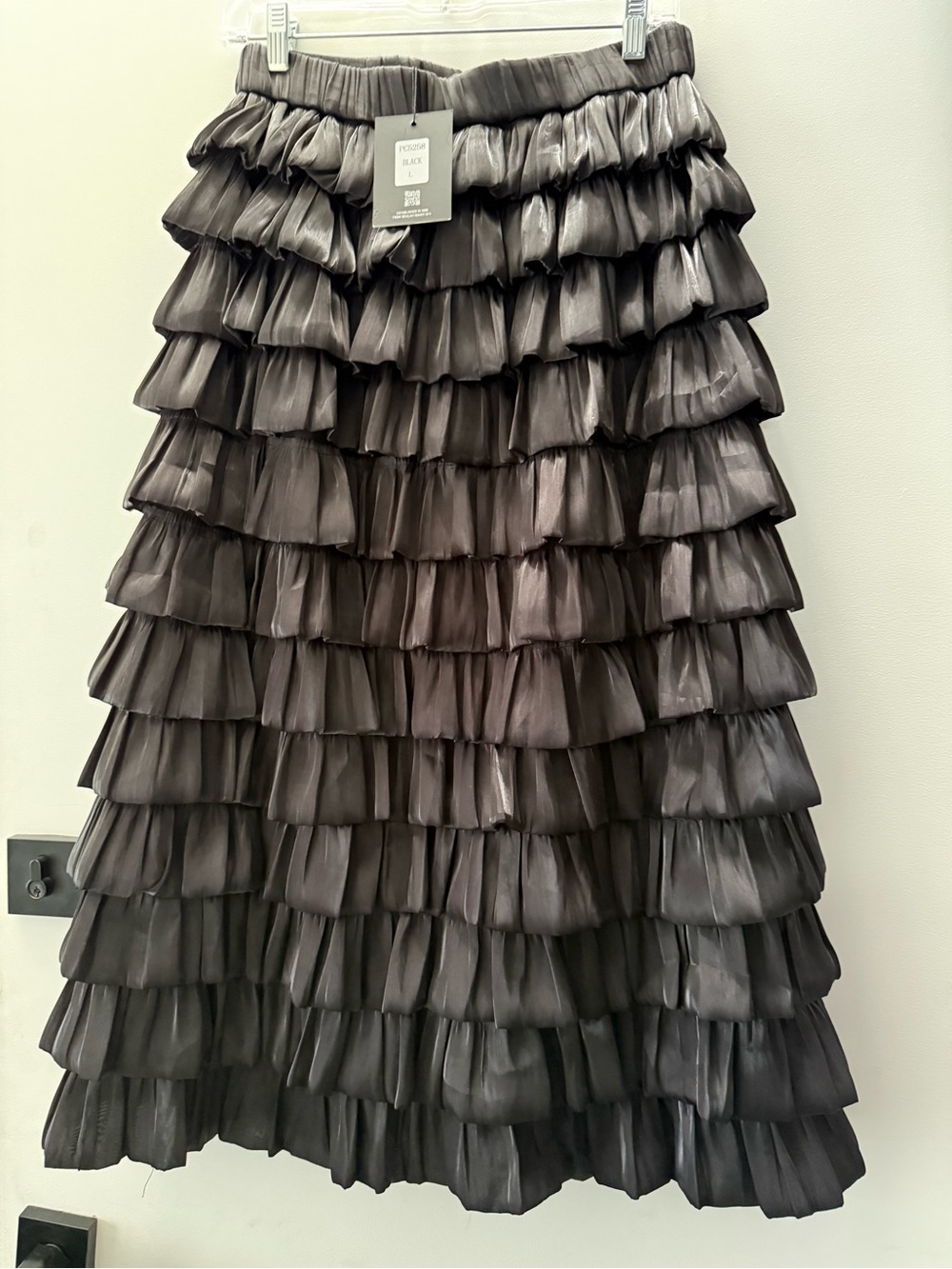 Beulah Black Tiered Ruffle Midi Skirt